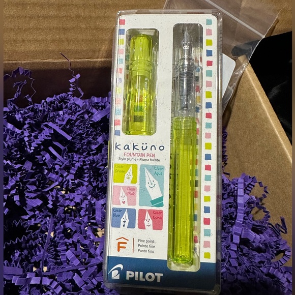 Kakuno Fountain Pen by Pilot. New Has Never Been Opened. Comes with 5 LAMY Inks - Picture 2 of 6